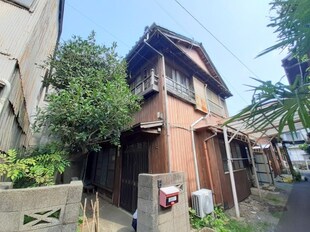 中町貸家の物件外観写真